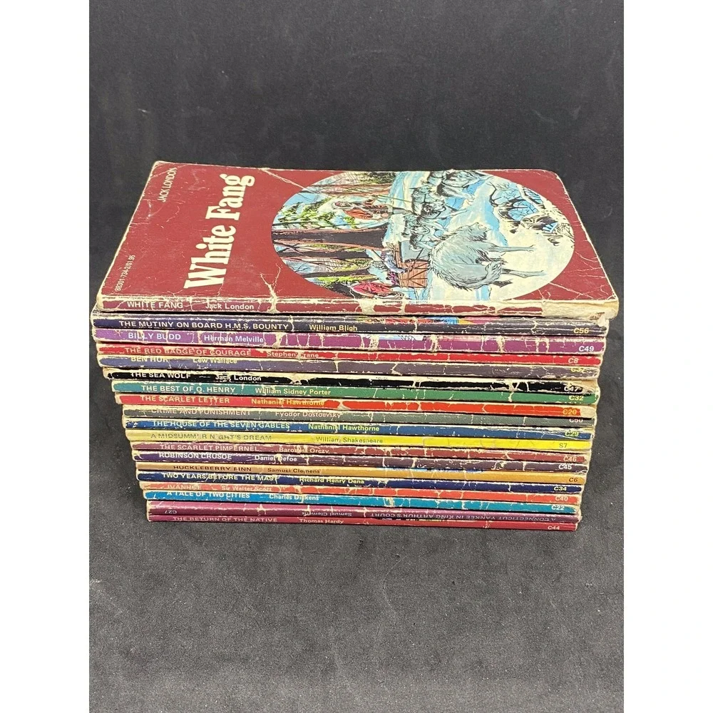 Lot of 19‎ Pocket Classics 